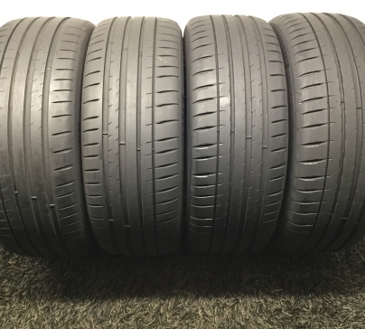 MICHELIN Pilot Sport 4