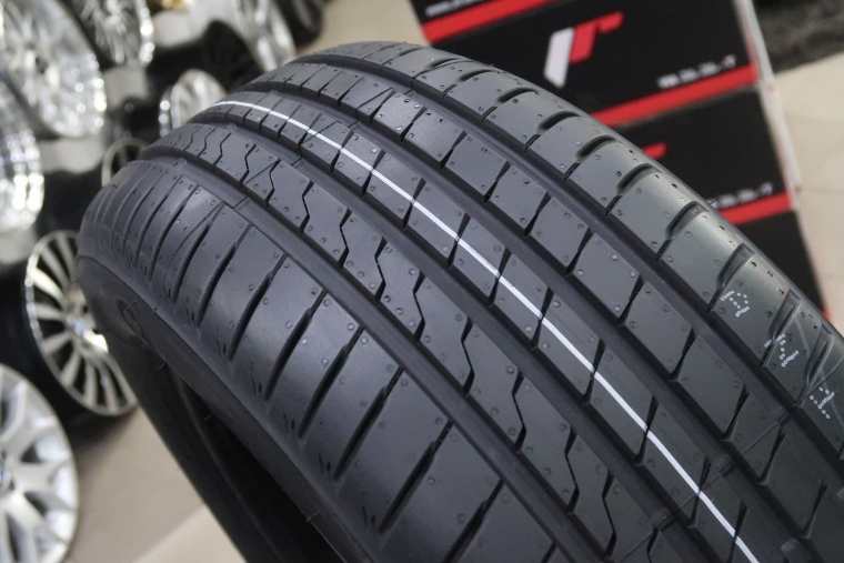 FIRESTONE ROADHAWK - Rīgas Riepu Centrs