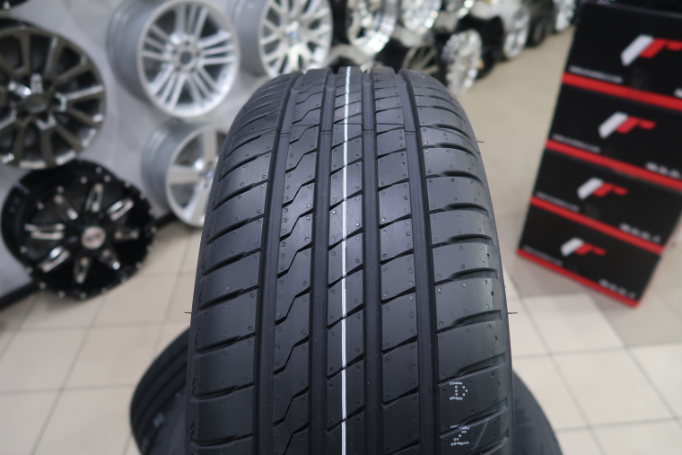 FIRESTONE ROADHAWK - Rīgas Riepu Centrs