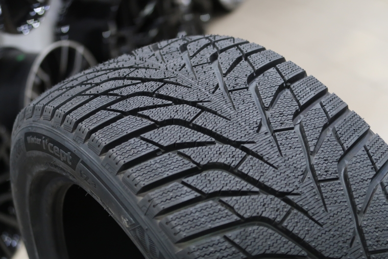 HANKOOK WINTER I*CEPT IZ3 (W636) - Rīgas Riepu Centrs