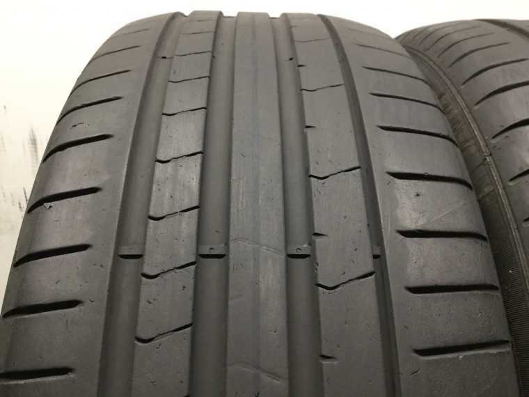 PIRELLI P Zero - Rīgas Riepu Centrs