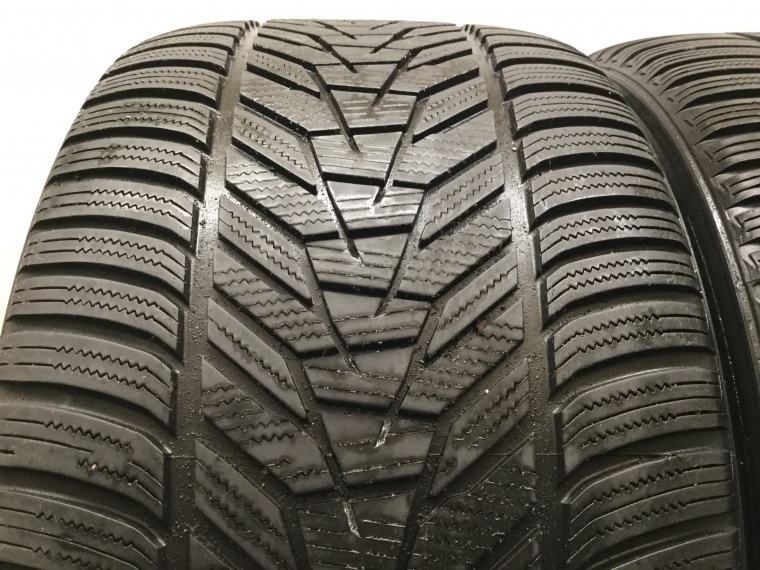 HANKOOK WINTER I*CEPT EVO3 X (W330A) - Rīgas Riepu Centrs