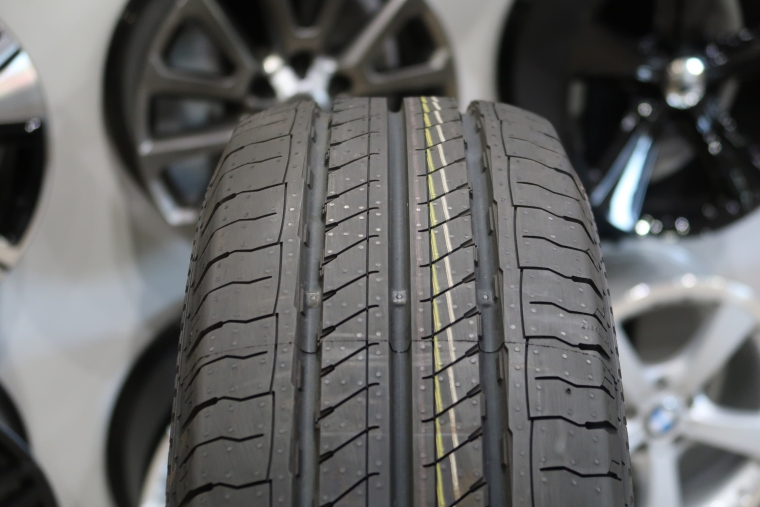 CONTINENTAL VANCONTACT ULTRA - Rīgas Riepu Centrs