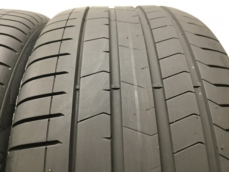PIRELLI P ZERO (PZ4) - Rīgas Riepu Centrs