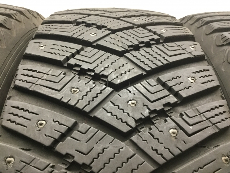GOOD YEAR ULTRAGRIP Ice Arctic SUV 4X4 - Rīgas Riepu Centrs
