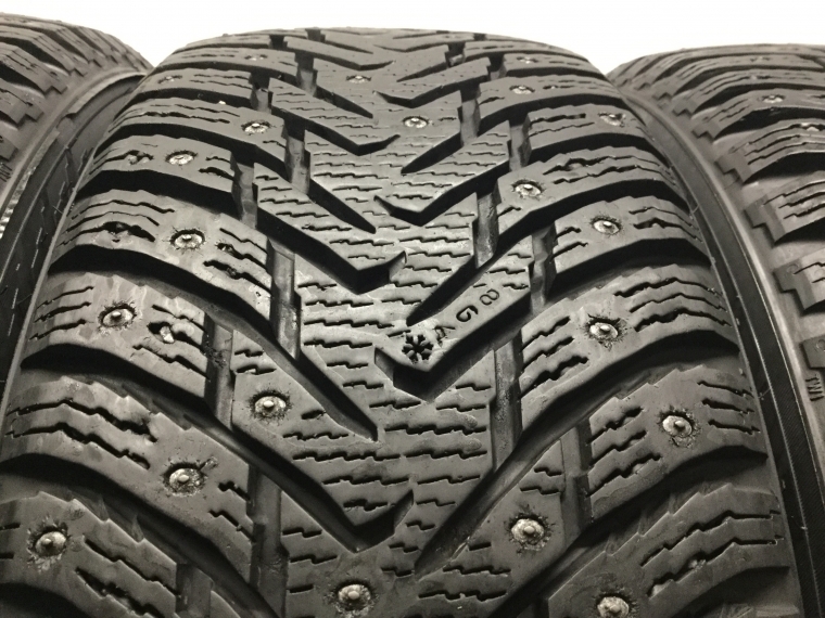 NOKIAN HAKKAPELIITTA 8 - Rīgas Riepu Centrs