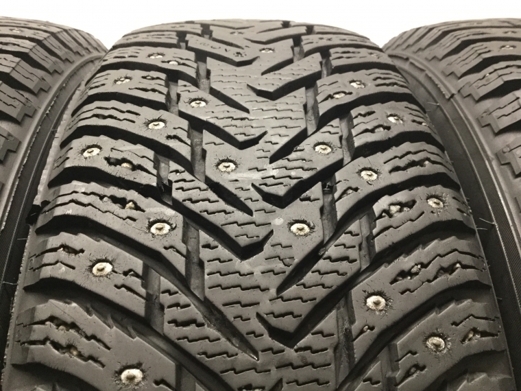 NOKIAN HAKKAPELIITTA 8 - Rīgas Riepu Centrs