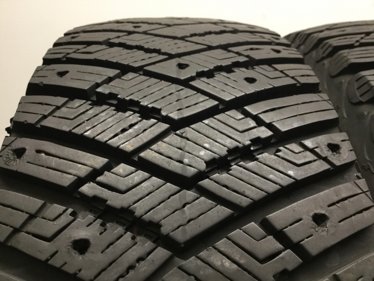 GOOD YEAR ULTRAGRIP Ice Arctic SUV 4X4 - Rīgas Riepu Centrs
