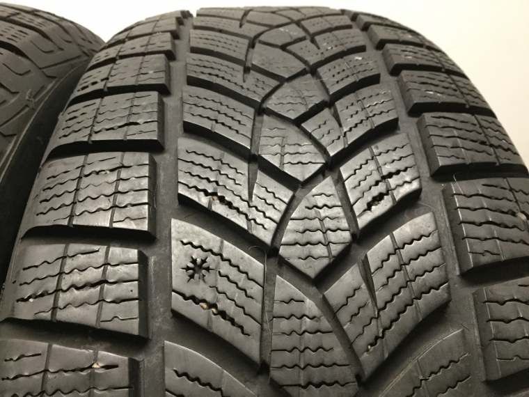 GOOD YEAR ULTRA GRIP ICE SUV G1 - Rīgas Riepu Centrs