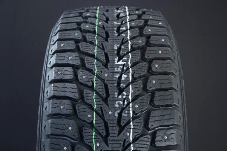 KUMHO WI32 studded (FS) 3PMSF - Rīgas Riepu Centrs