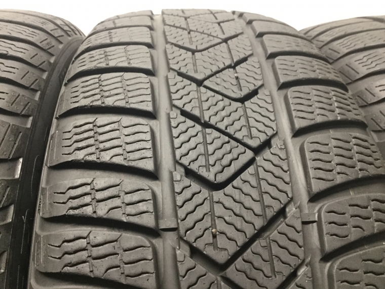 PIRELLI SOTTOZERO 3 - Rīgas Riepu Centrs