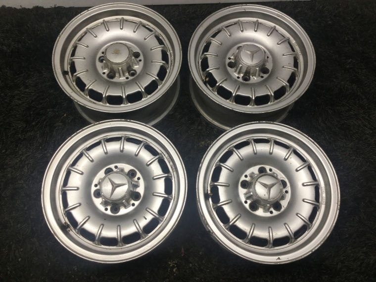 681415 - Rīgas Riepu Centrs