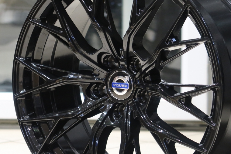 H3243 V - Rīgas Riepu Centrs