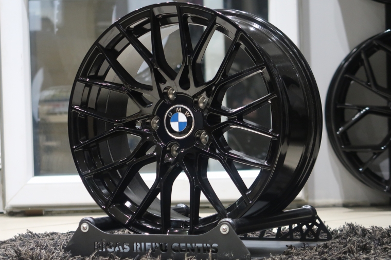 xe235 - Rīgas Riepu Centrs