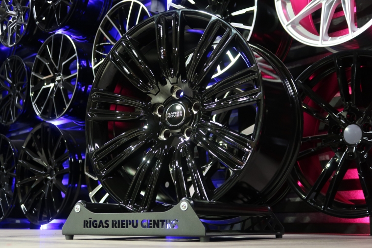 xe136 - Rīgas Riepu Centrs