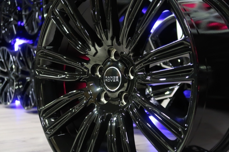 xe136 - Rīgas Riepu Centrs