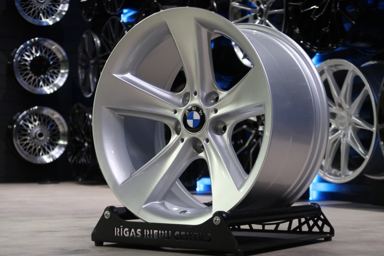 BK086 - Rīgas Riepu Centrs