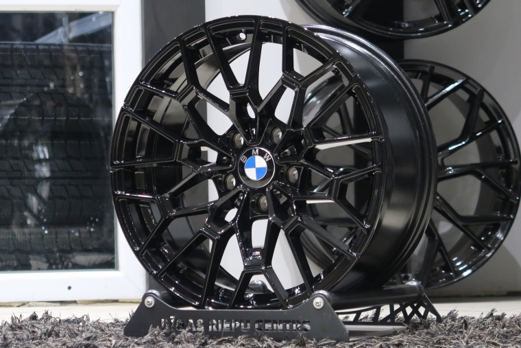 i0384 - Rīgas Riepu Centrs